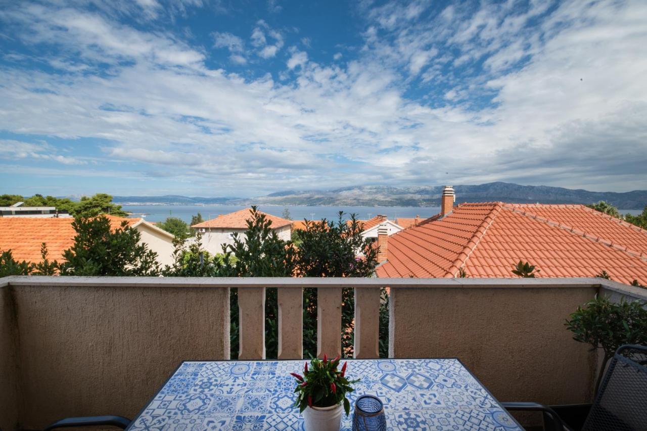 Apartman Mediterraneo Supetar Zewnętrze zdjęcie