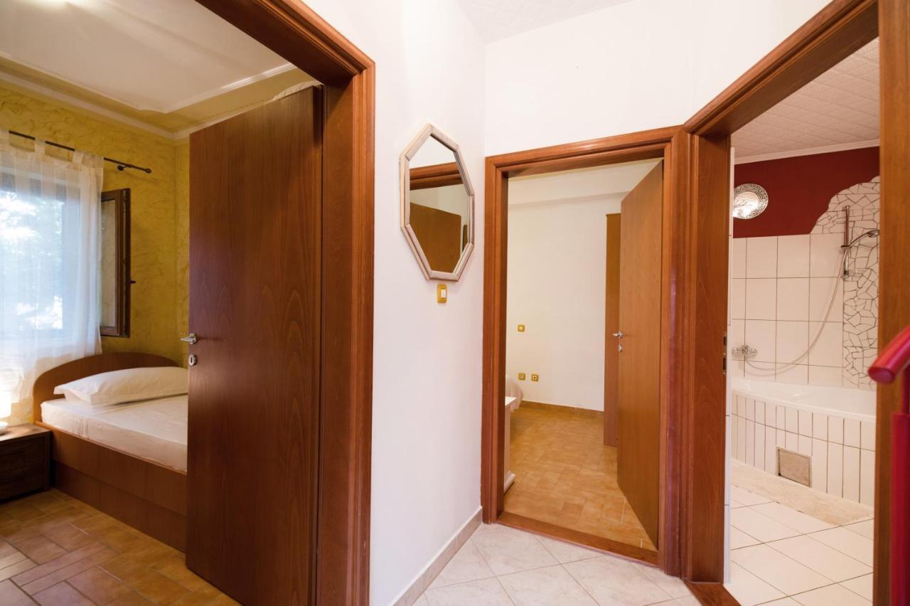 Apartman Mediterraneo Supetar Zewnętrze zdjęcie